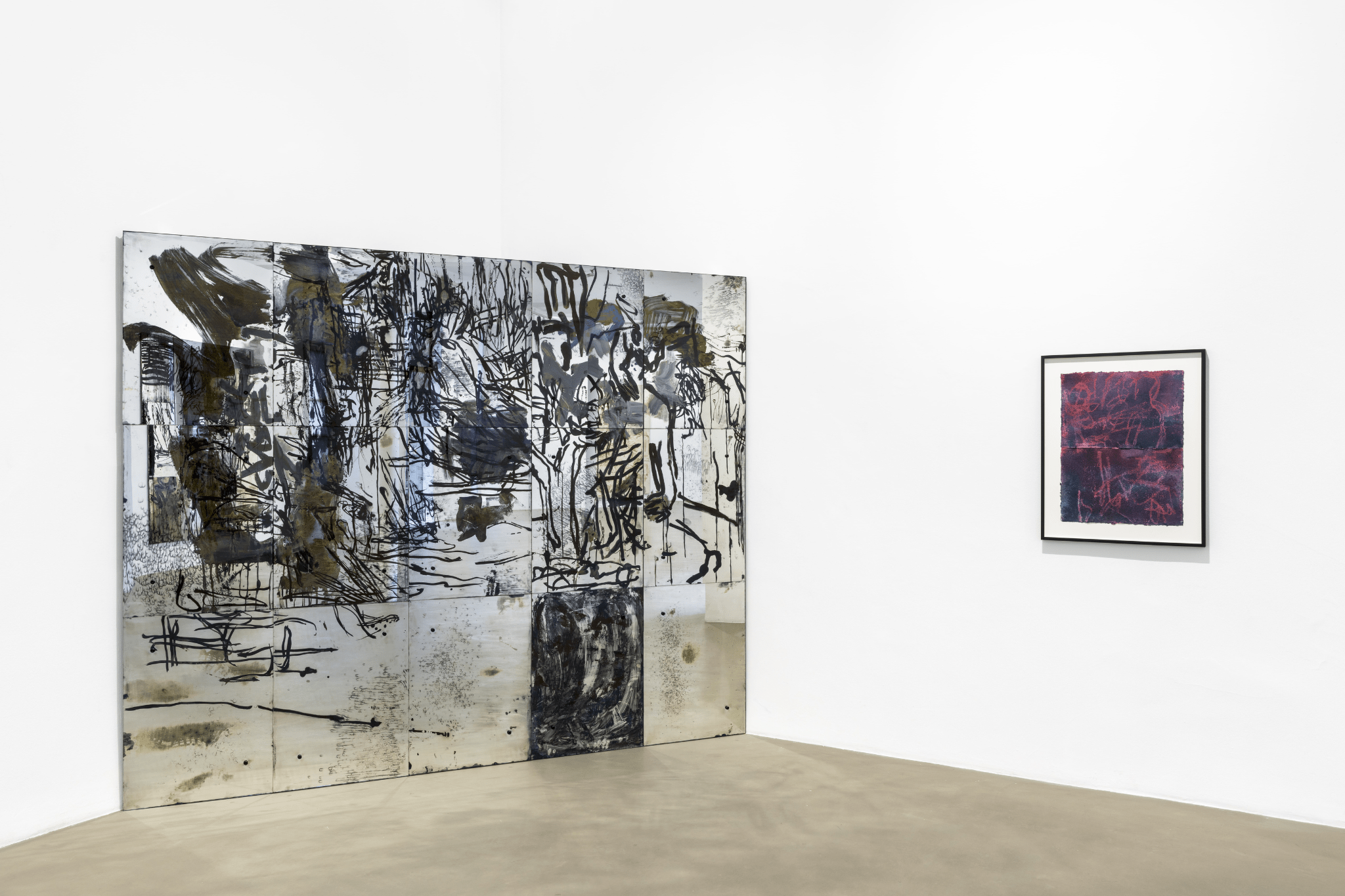 Exhibition view: Nick Mauss, Close-fitting Night, 2024, Galerie Chantal Crousel Courtesy of the artist and Galerie Chantal Crousel, Paris Photo: Martin Argyroglo